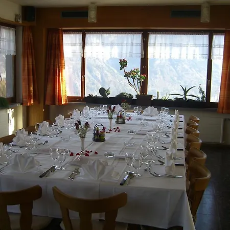 Restaurant Bergheim 호텔 *